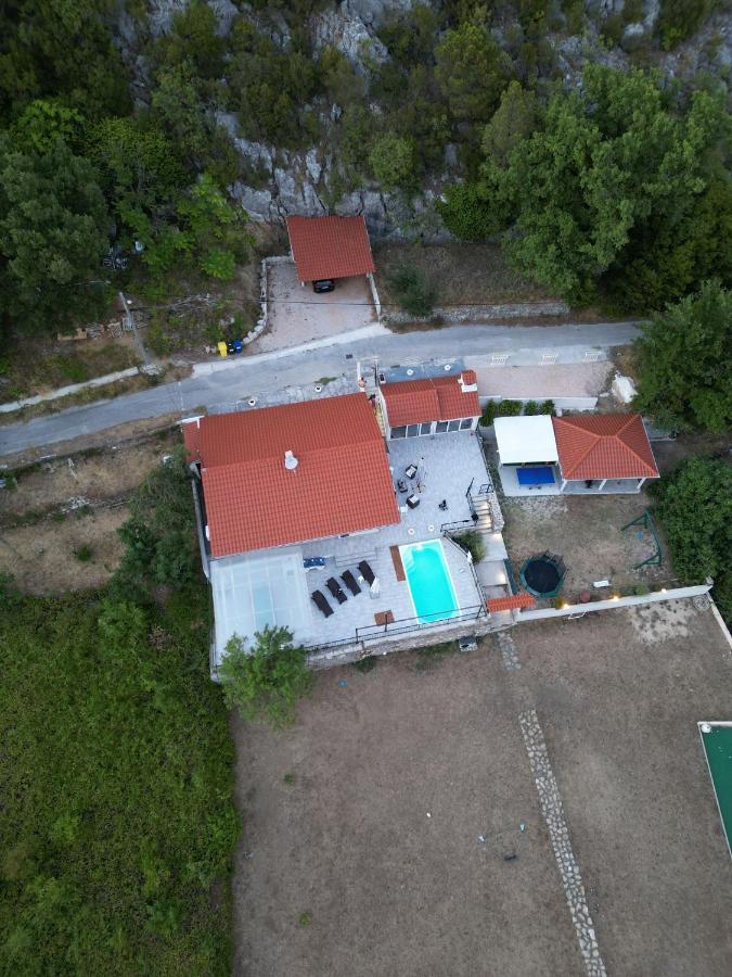 Villa Zrinka **** Svinisce Kültér fotó